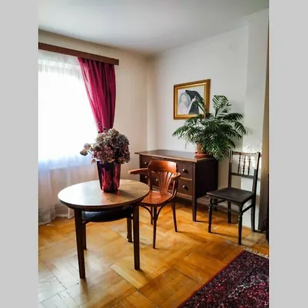 Daire Rodinne Vintage Apartma